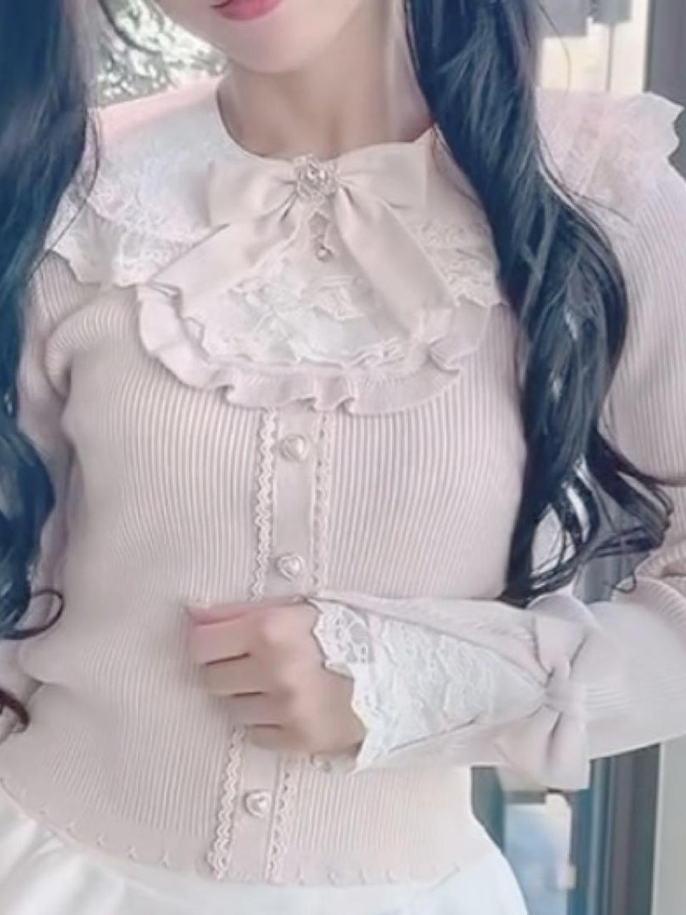 Sold Out Liz Lisa Top. - Picture 5 of 5